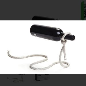 Lasso wine holder floating illusion